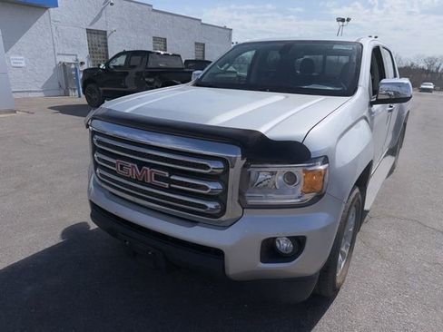 Used 2018 GMC Canyon SLE image 4