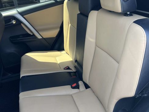Used 2016 Toyota RAV4 Limited FWD image 9
