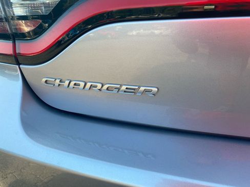 Used 2015 Dodge Charger R/T w/ Plus Group RWD image 10
