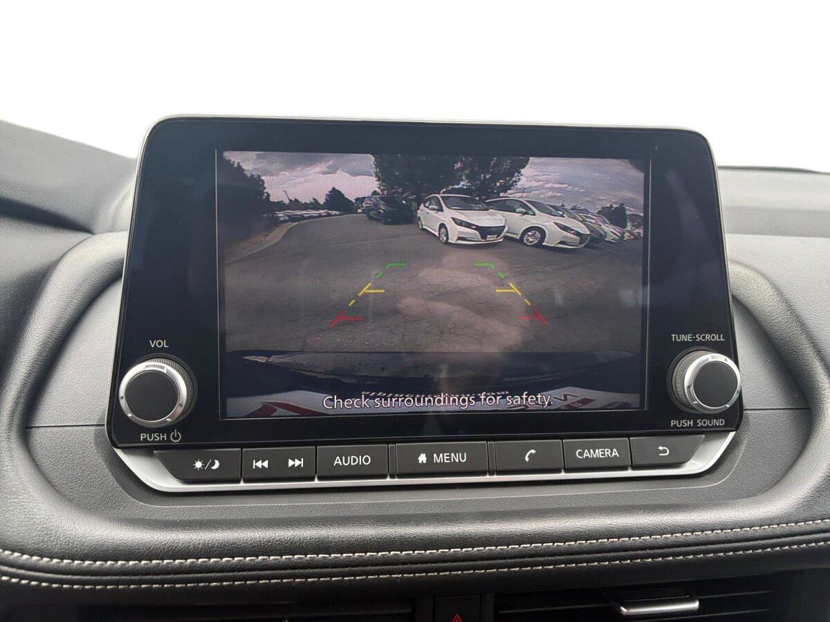 Used 2024 Nissan Rogue SV AWD/4WD image 20