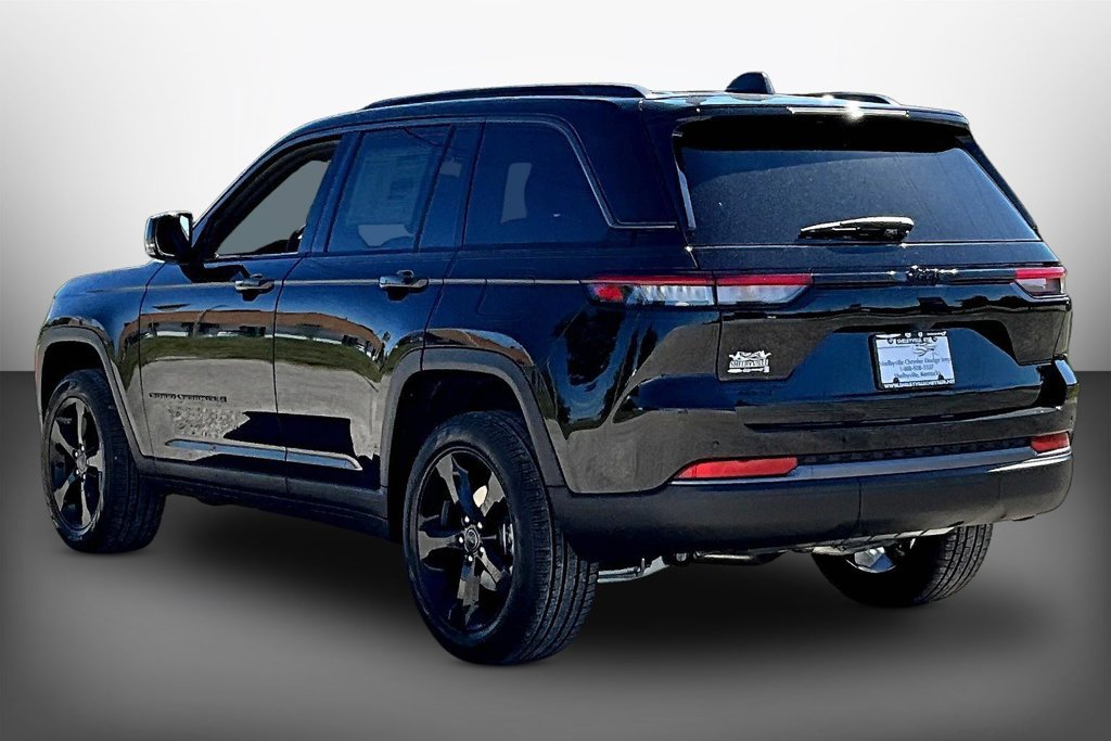 New 2027 Jeep Grand Cherokee Limited w/ Limited Altitude Package AWD/4WD image 3