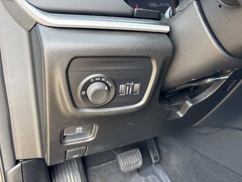 Certified 2023 Jeep Grand Cherokee Altitude AWD/4WD image 31