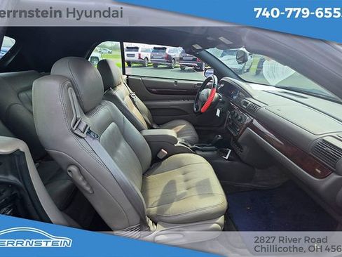 Used 2001 Chrysler Sebring LXi image 17