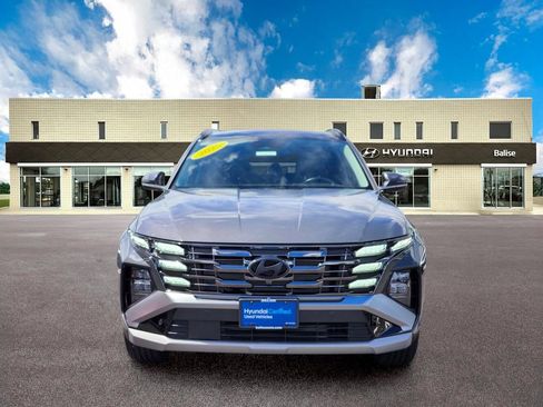 Used 2025 Hyundai Tucson Limited AWD/4WD image 9