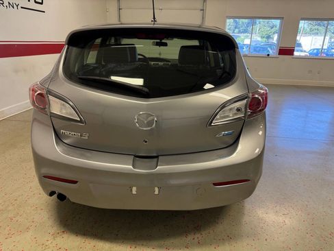 Used 2013 MAZDA MAZDA3 i Grand Touring image 13