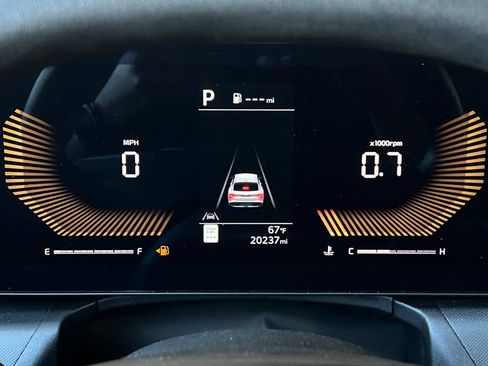 Used 2025 Kia K4 LXS image 25