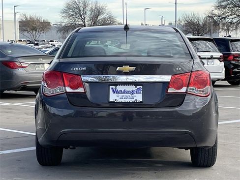Used 2015 Chevrolet Cruze LT image 5