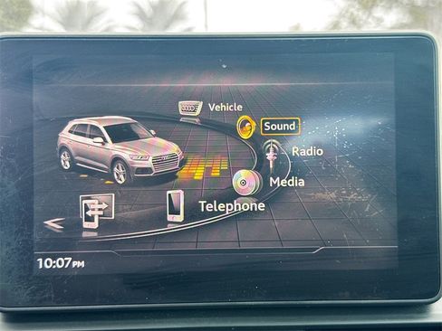 Used 2018 Audi Q5 2.0T Premium w/ Convenience Package image 15