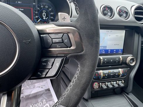 Used 2020 Ford Mustang Shelby GT500 w/ Technology Package image 17