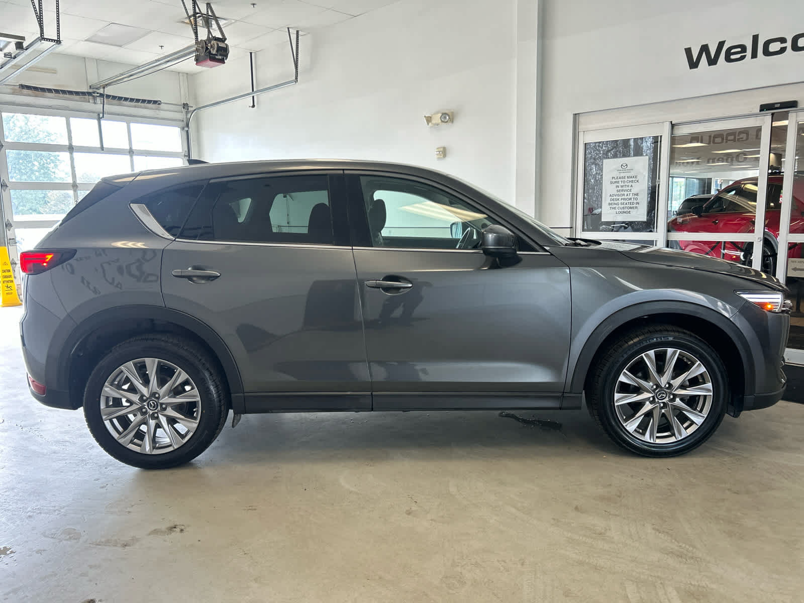 Used 2019 MAZDA CX-5 Grand Touring w/ GT Premium Package AWD/4WD image 7