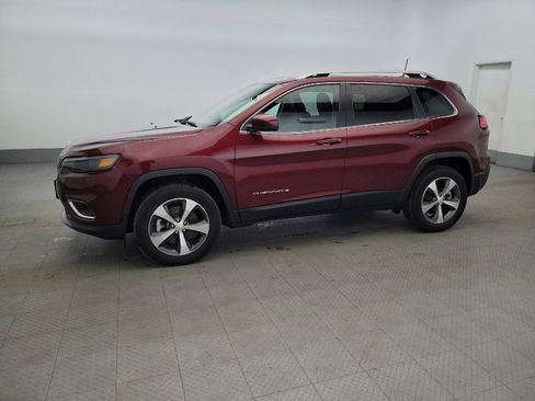 Used 2021 Jeep Cherokee Limited image 2
