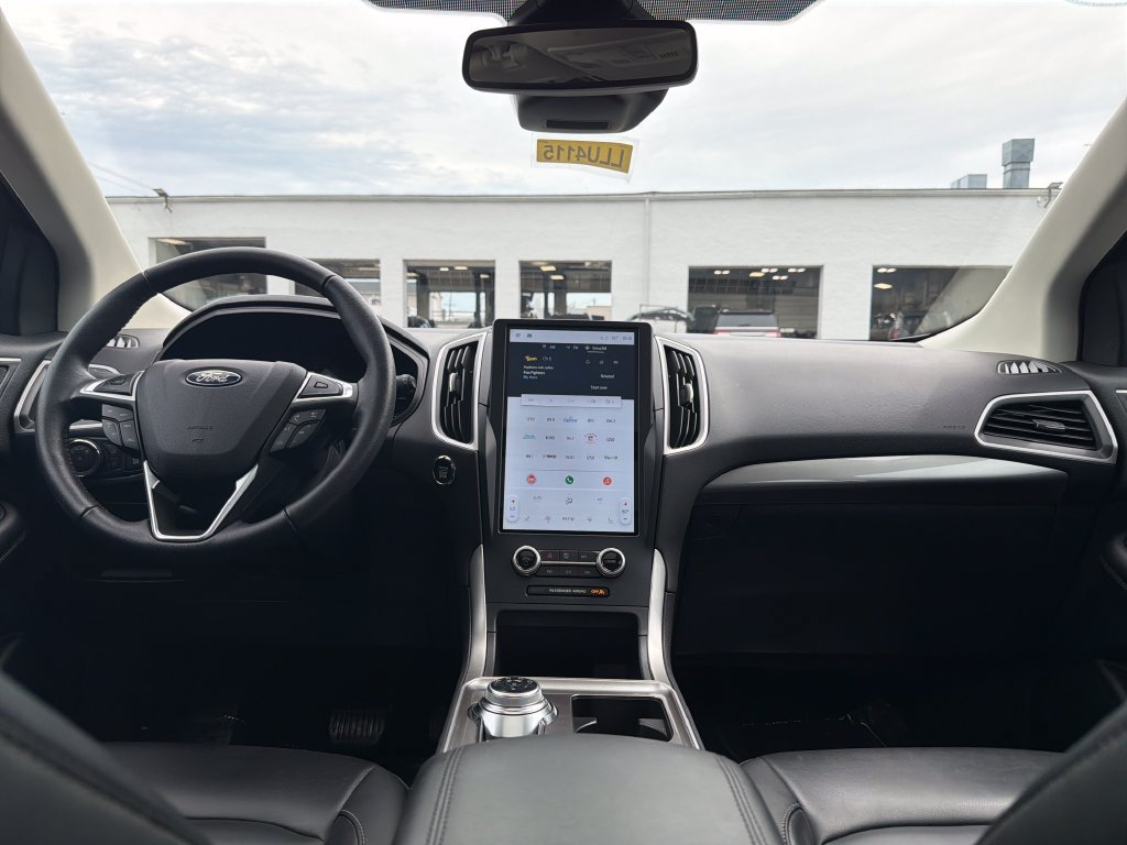 Used 2023 Ford Edge SEL w/ Convenience Package AWD/4WD image 18