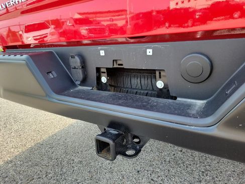 Used 2026 Chevrolet Silverado 1500 W/T w/ WT Value Package AWD/4WD image 9