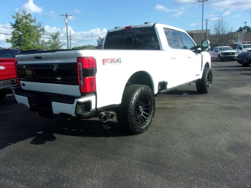 Certified 2024 Ford F250 Platinum image 7