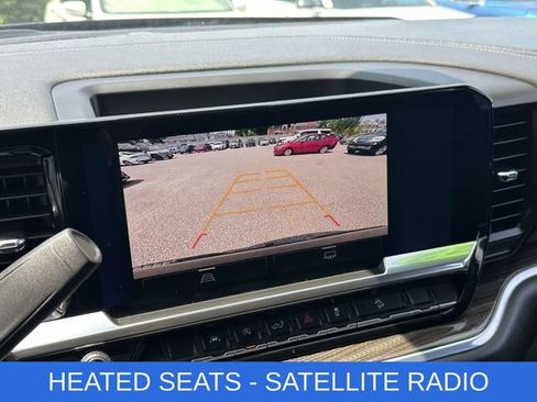 Used 2022 Chevrolet Silverado 1500 RST AWD/4WD image 4
