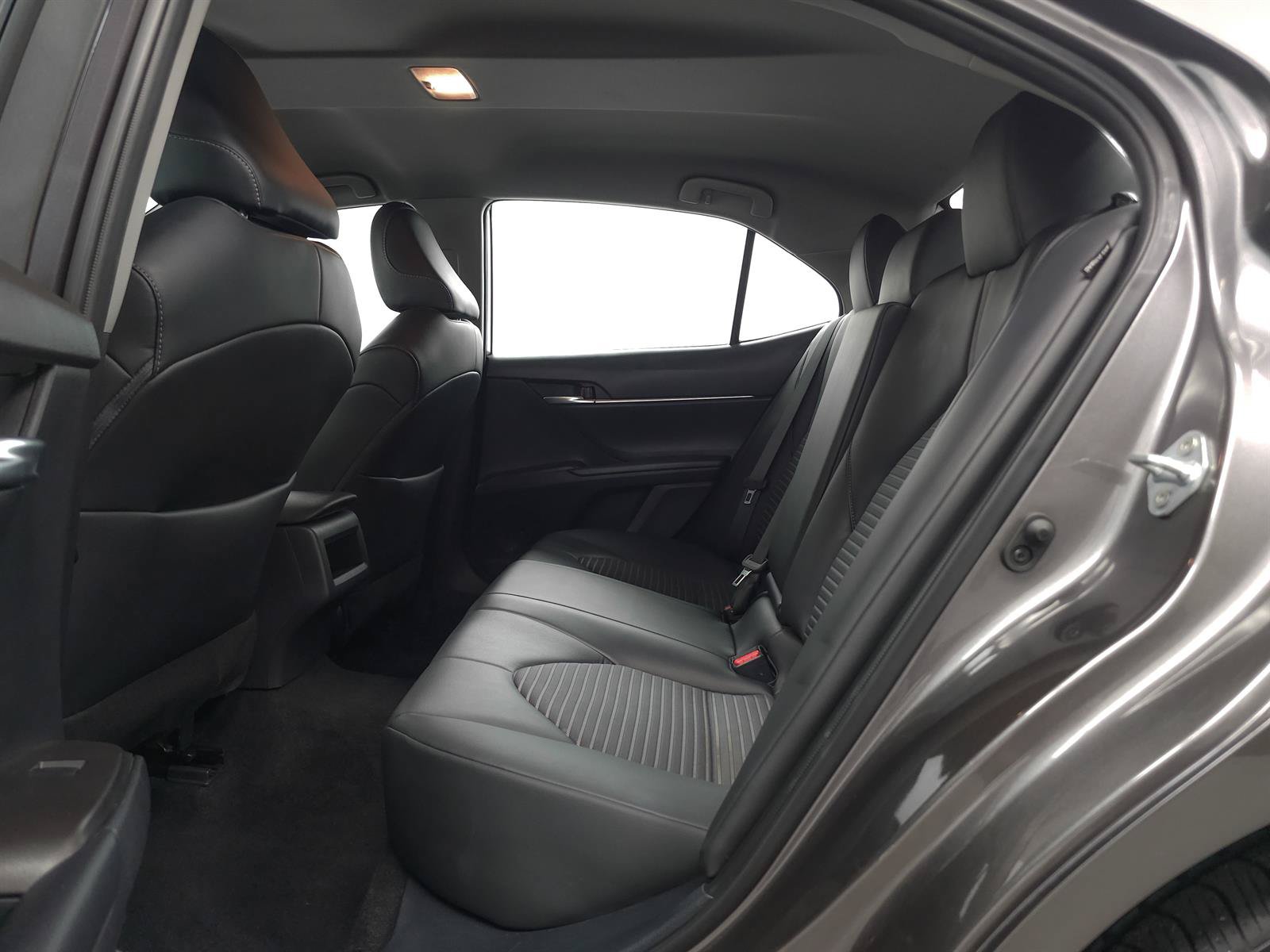 Certified 2023 Toyota Camry SE FWD image 5