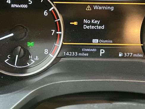 Used 2025 Nissan Rogue SV image 41