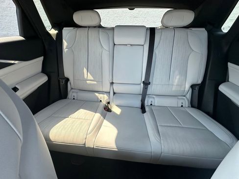 Used 2024 Cadillac Lyriq Sport w/ LPO, Floor Liner Package AWD/4WD image 22