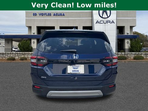 Used 2025 Honda Pilot EX-L image 6