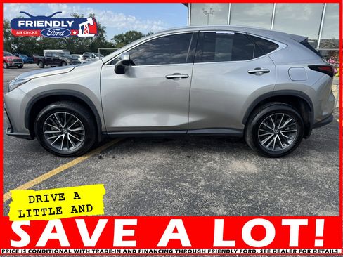 Used 2022 Lexus NX 250 FWD w/ Towing Package (2000 Lbs) image 2