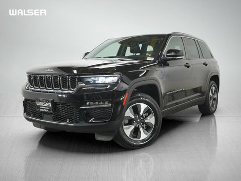 Used 2022 Jeep Grand Cherokee Limited 4xe w/ Luxury Tech Group II AWD/4WD image 1