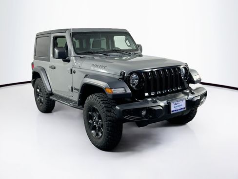 Used 2023 Jeep Wrangler Sport AWD/4WD image 3