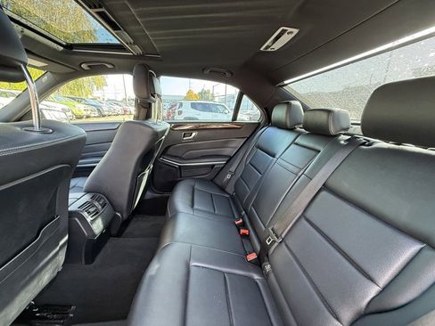 Used 2016 Mercedes-Benz E 350 Sedan image 21