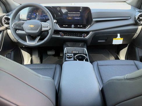 New 2026 Chevrolet Equinox LT FWD image 10