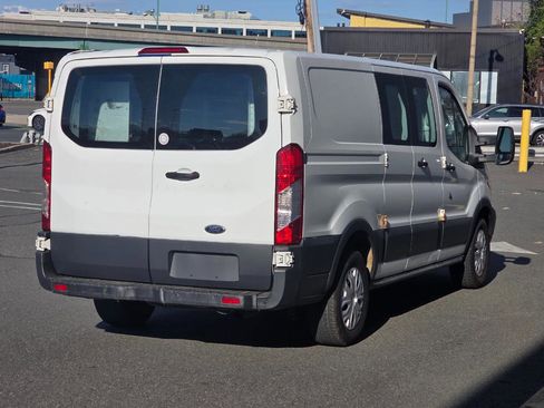 Used 2015 Ford Transit 150 130 Low Roof w/ Exterior Upgrade Package RWD image 7