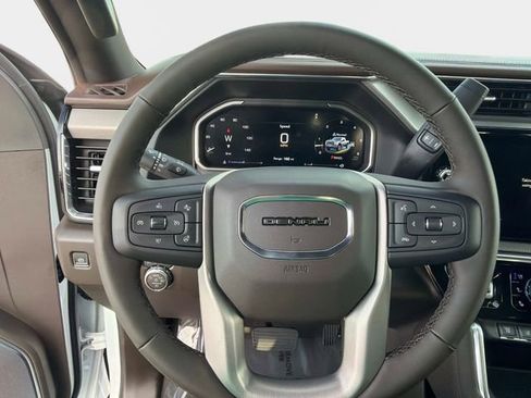 New 2026 GMC Sierra 2500 Denali w/ Denali Reserve Package AWD/4WD image 25