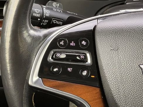 Used 2015 Cadillac Escalade Premium image 12