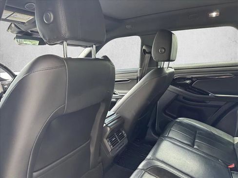Used 2021 Land Rover Range Rover Evoque SE AWD/4WD image 16