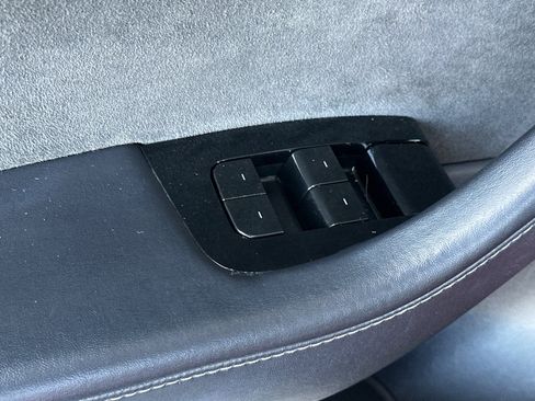 Used 2018 Tesla Model 3 Long Range image 13