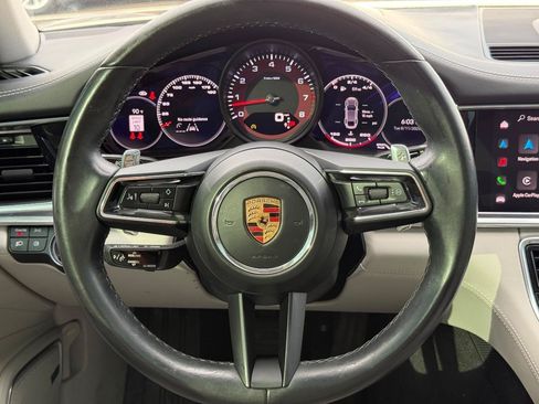 Used 2022 Porsche Panamera w/ Premium Package RWD image 13