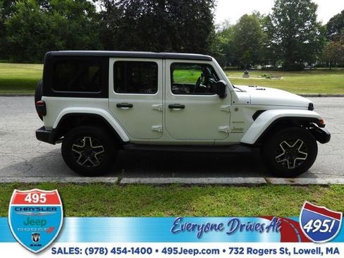Used 2024 Jeep Wrangler Sahara w/ Technology Group image 6