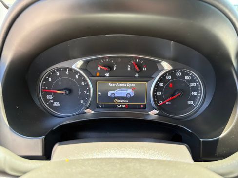Used 2024 GMC Terrain SLT FWD image 15