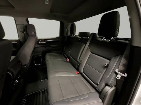 Used 2024 GMC Sierra 1500 Elevation image 25