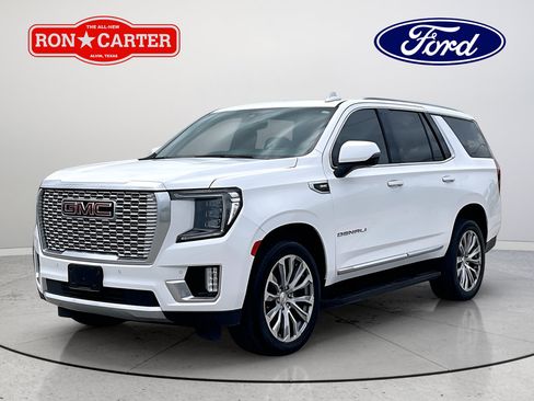Used 2021 GMC Yukon Denali w/ Advanced Technology Package AWD/4WD image 3