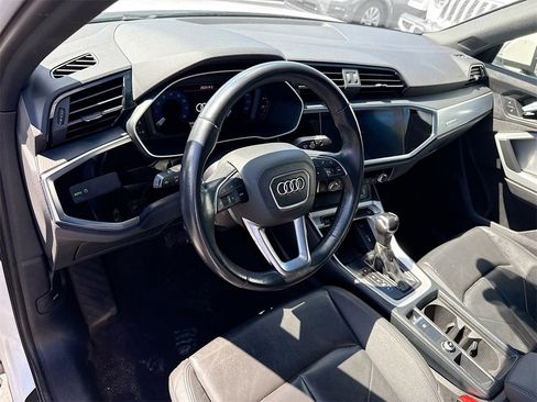 Used 2021 Audi Q3 2.0T Premium image 10
