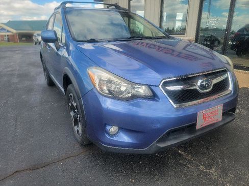 Used 2014 Subaru Crosstrek 2.0i Premium w/ Moonroof Package AWD/4WD image 2