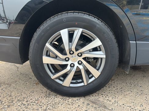 Used 2024 Chevrolet Equinox Premier image 43