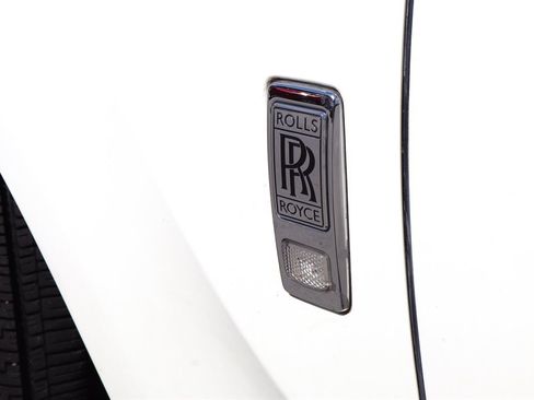 Used 2011 Rolls-Royce Ghost RWD image 12
