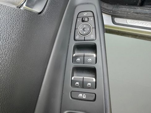Used 2022 Hyundai Santa Fe Limited w/ Cargo Package AWD/4WD image 18