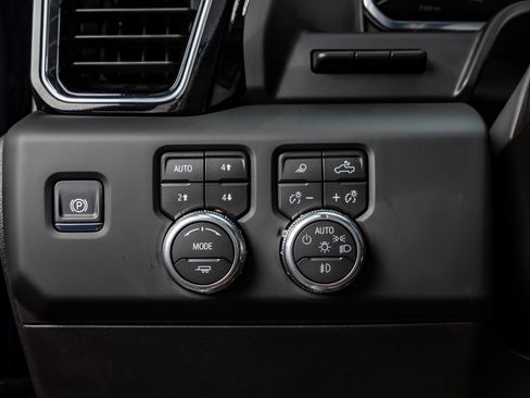 Used 2026 GMC Sierra 1500 Denali Ultimate image 22