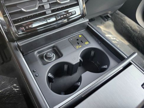 New 2025 Audi S8 image 32