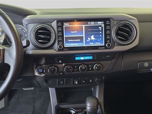 Used 2023 Toyota Tacoma TRD Off-Road image 17