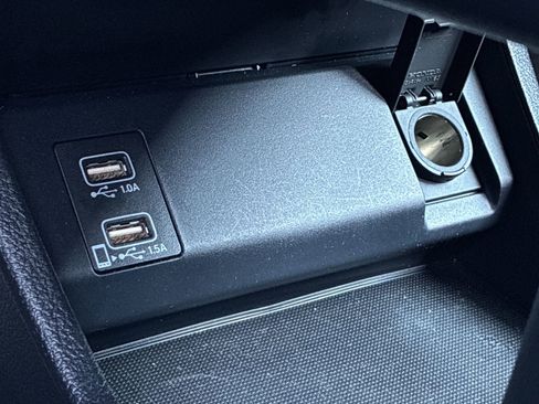 Certified 2022 Honda HR-V Sport image 32