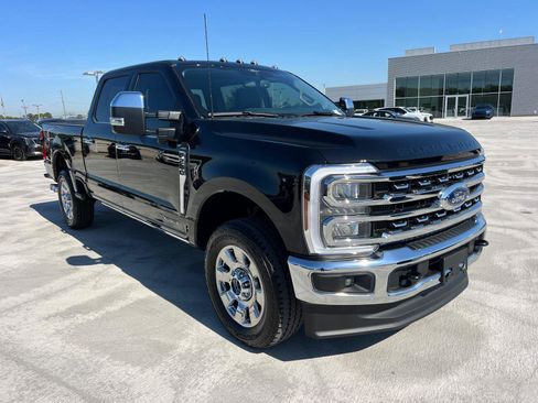 Used 2026 Ford F250 Lariat w/ Chrome Package AWD/4WD image 3