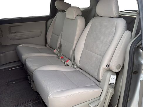 Used 2016 Kia Sedona LX w/ Option Group 020 image 42