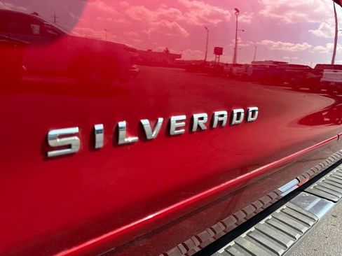 Used 2018 Chevrolet Silverado 1500 LT w/ All Star Edition AWD/4WD image 33